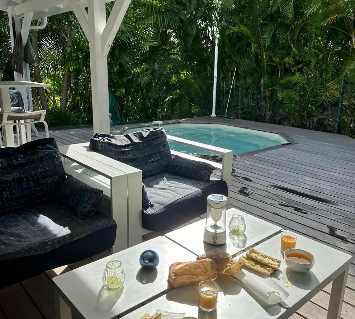Residence Ti Gwapabe, Proche Raisins Clairs Saint-Francois  Vakantiehuis